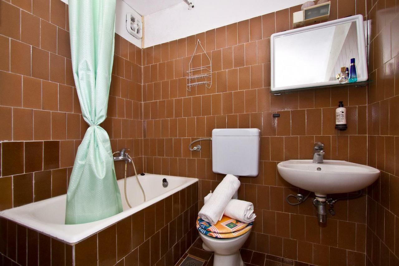 Apartments Maestro Stomorska Ngoại thất bức ảnh