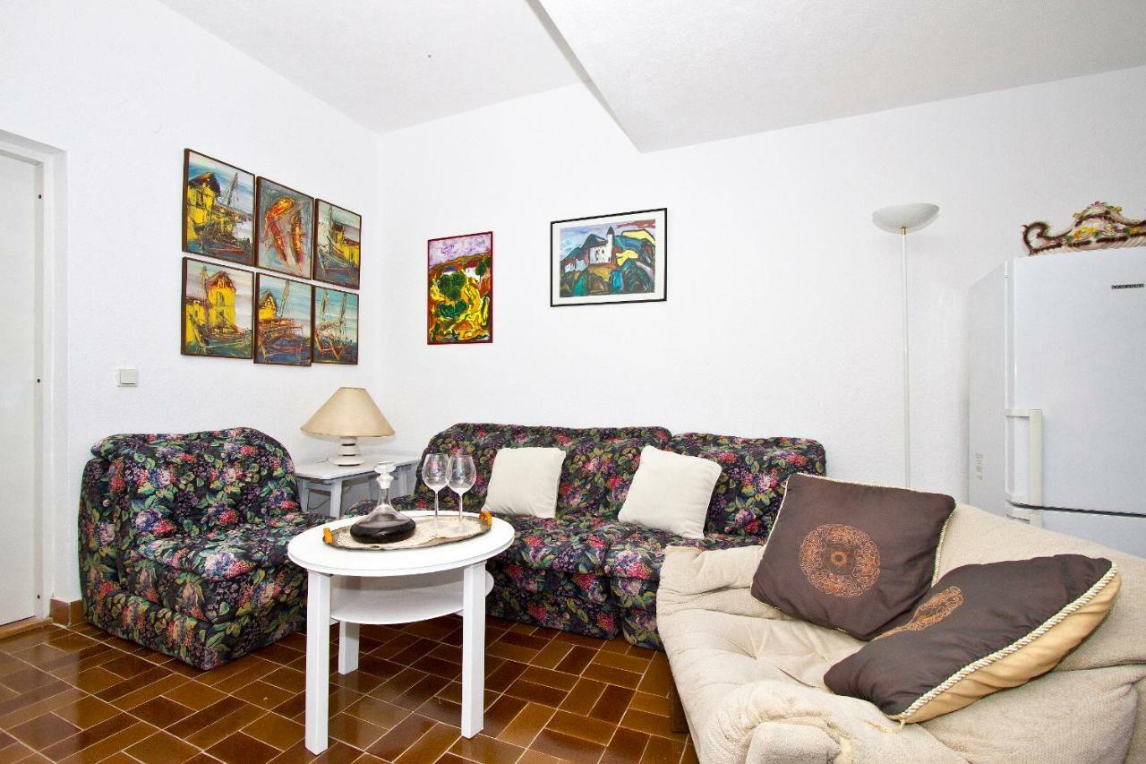 Apartments Maestro Stomorska Ngoại thất bức ảnh